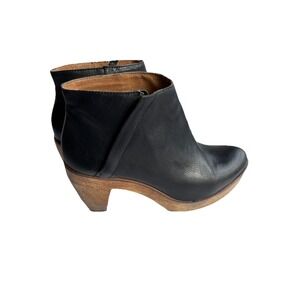 KDB Black Size 10 Ankle Booties Side Zips‎ Cowgirl Western Quiet Luxury Basic's